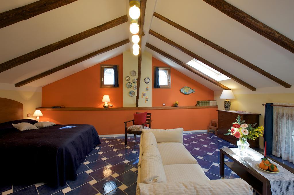 La Casa Di Donn'Amelia Bed & Breakfast Molina  Стая снимка